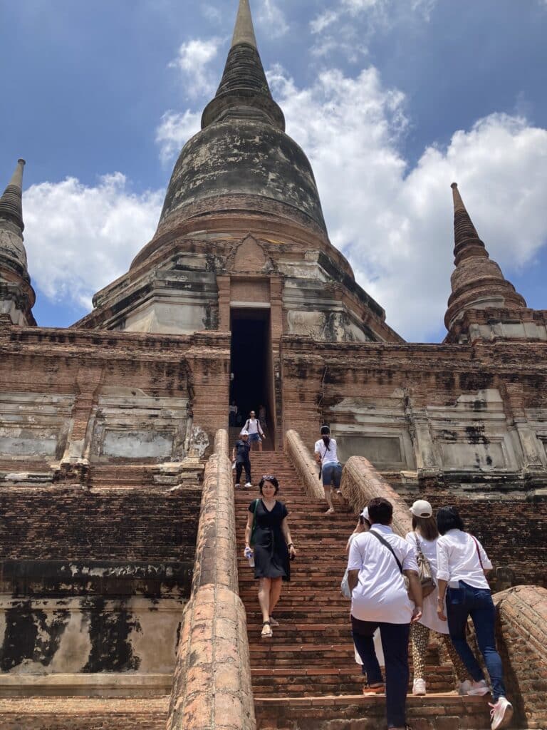 Wat Yai Chaimonkol